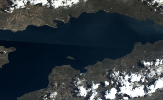 Göktürk uydusunun objektifinden Van Gölü