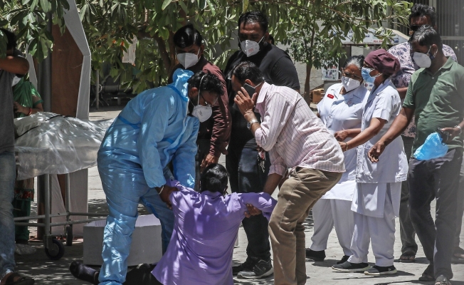 Hindistan’da salgında yeni rekor: son 24 saatte 4 bin 187 ölüm