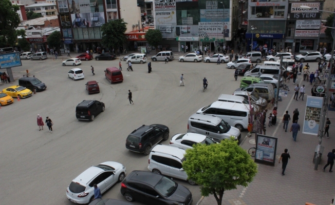 Iğdır’da tam kapanma sonrası ilk yoğunluk