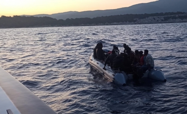 İzmir’de 71 düzensiz göçmen kurtarıldı