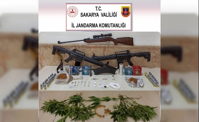 Jandarma ekipleri Sakarya’da uyuşturucu tacirlerine göz açtırmıyor