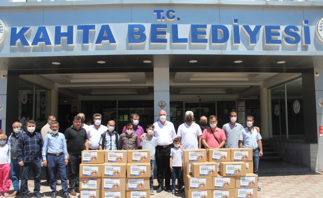 Kahta’daki Çölyak hastalarına gıda yardımı yapıldı