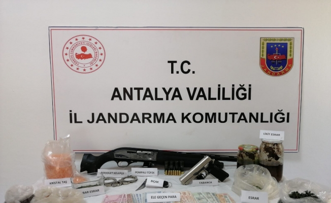 Kaş’ta uyuşturucu operasyonu