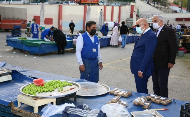 Keçiören semt pazarlarında pandemi denetimi yapıldı