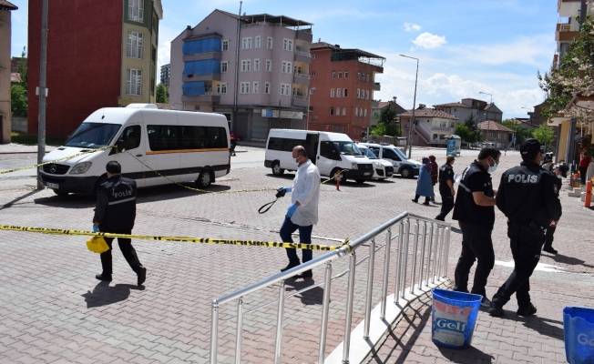 Malatya’da sitede çıkan tartışma kavgaya dönüştü: 2 yaralı