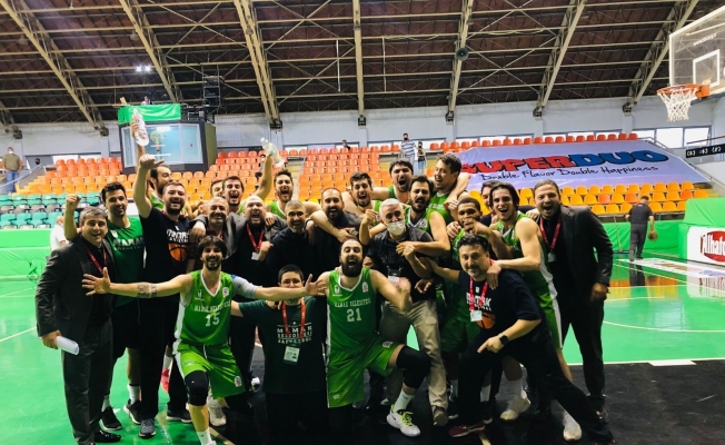 Mamak Belediyesi Basketbol Takımı yarı finalde