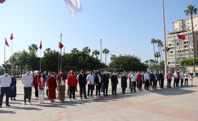 Mersin’de 19 Mayıs sade bir törenle kutlandı