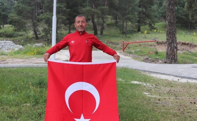 Osmancıklı pehlivan 41 yıldır güreş tutuyor