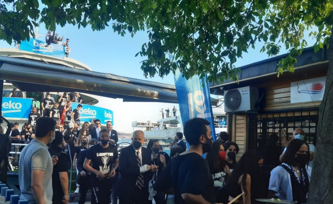 Şampiyon Beşiktaş stada geldi