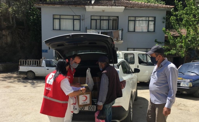 Türk Kızılay Mudanya’da 150 aileye yardım ulaştırdı