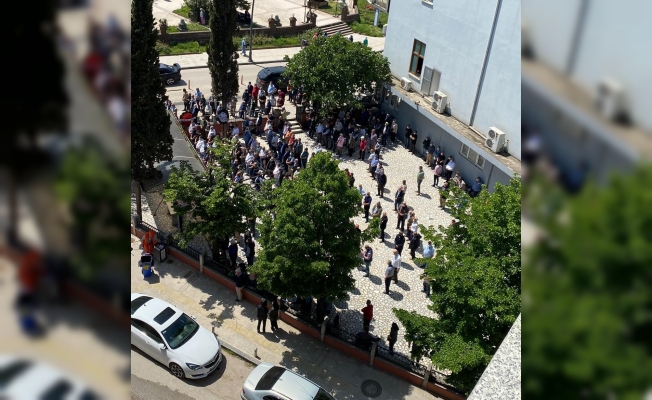 Yaşadığı cinnet sonrası öldürdüğü kardeşi ile birlikte toprağa verildi