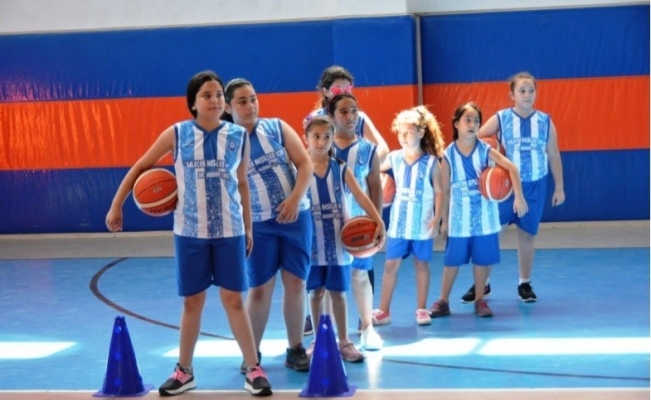 Yunusemre’den basketbola davet