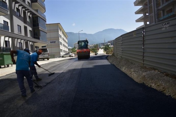 Asfalt çalışmaları merkezden kırsala devam ediyor