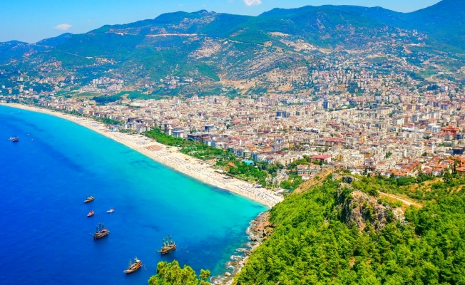 Alanya’da otelcilerin kur isyanı