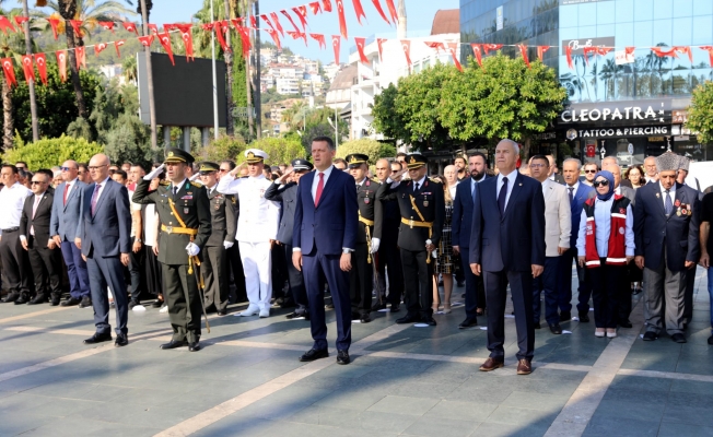 30 Ağustos Zafer Bayramı Alanya’da törenle kutlandı 