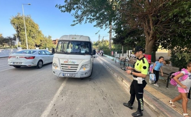 Alanya’da onlarca araç trafikten  men edildi