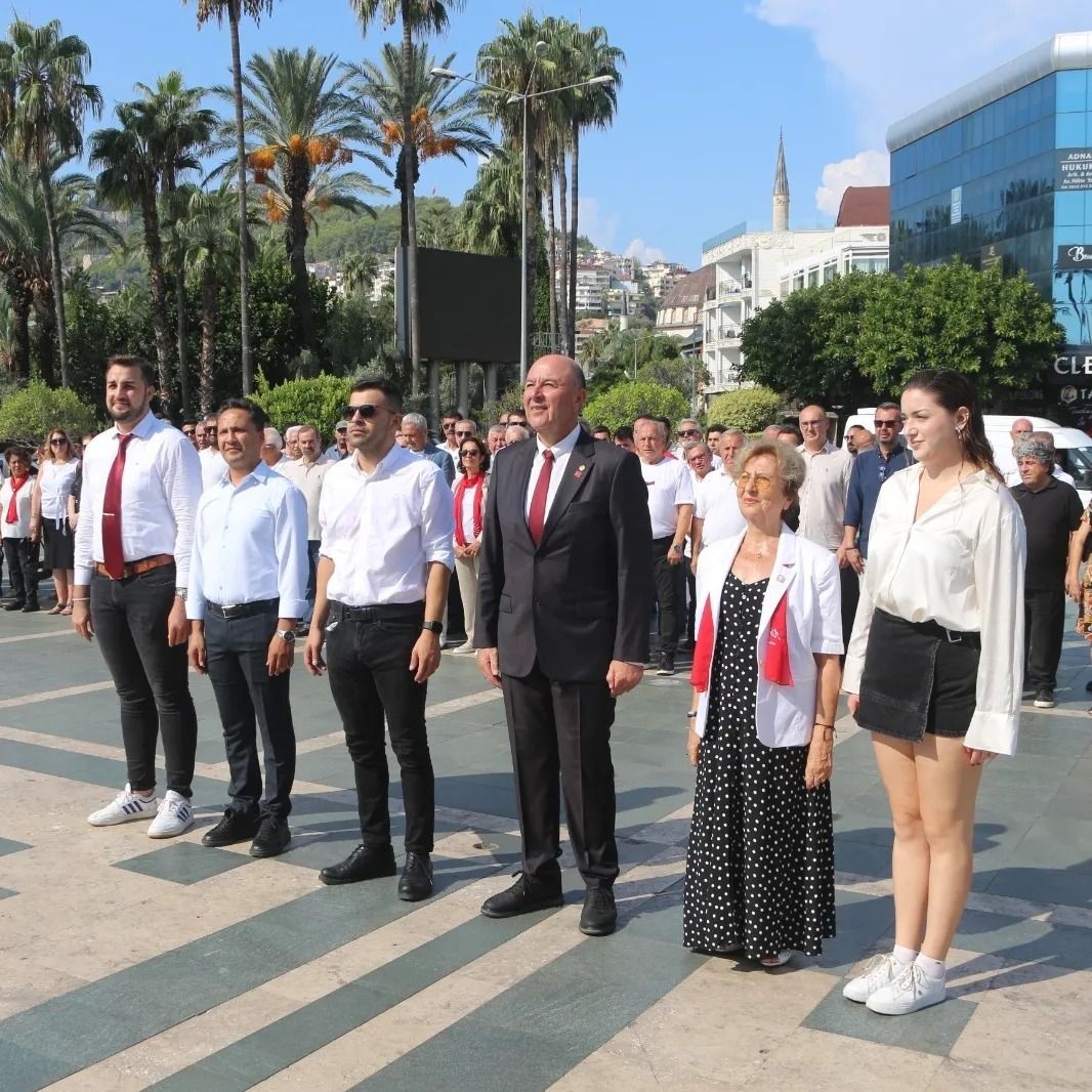 CHP'nin 101'nci yılı Alanya'da kutladı