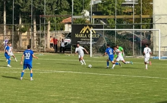 Alanya 1221 kendi evinde Gol olup yağdı