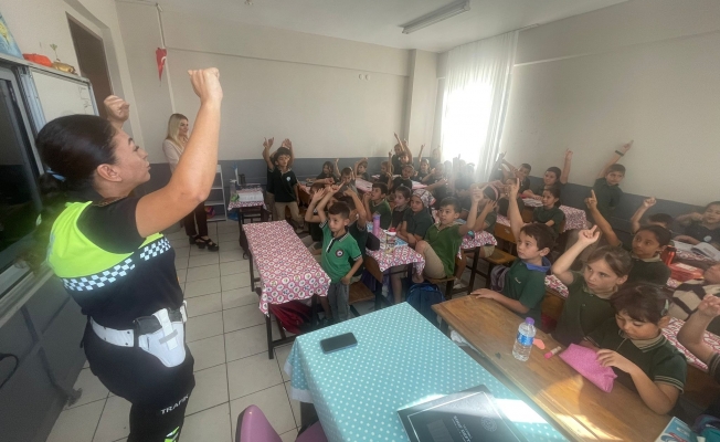 Alanya Jandarmadan öğrencilere trafik eğitimi