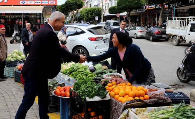 Osman Başkan halkın arasına girdi sorunları dinledi