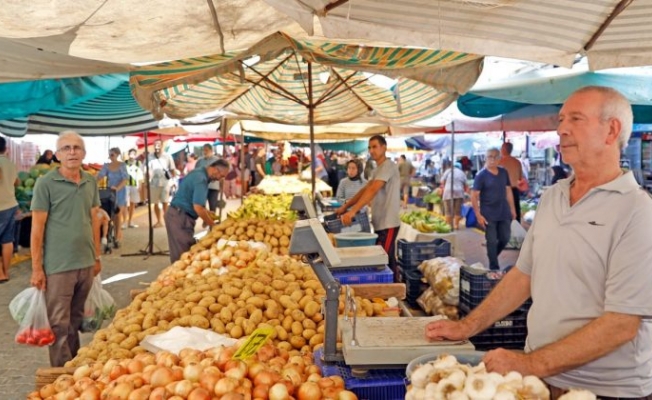 Alanya’da pazarda fiyatlar arttı