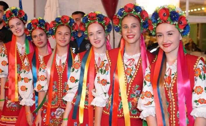 Alanya Uluslararası Halk Dansları ve Müzik Festivali başladı Alanya Uluslararası Halk Dansları ve Müzik Festivali başladı