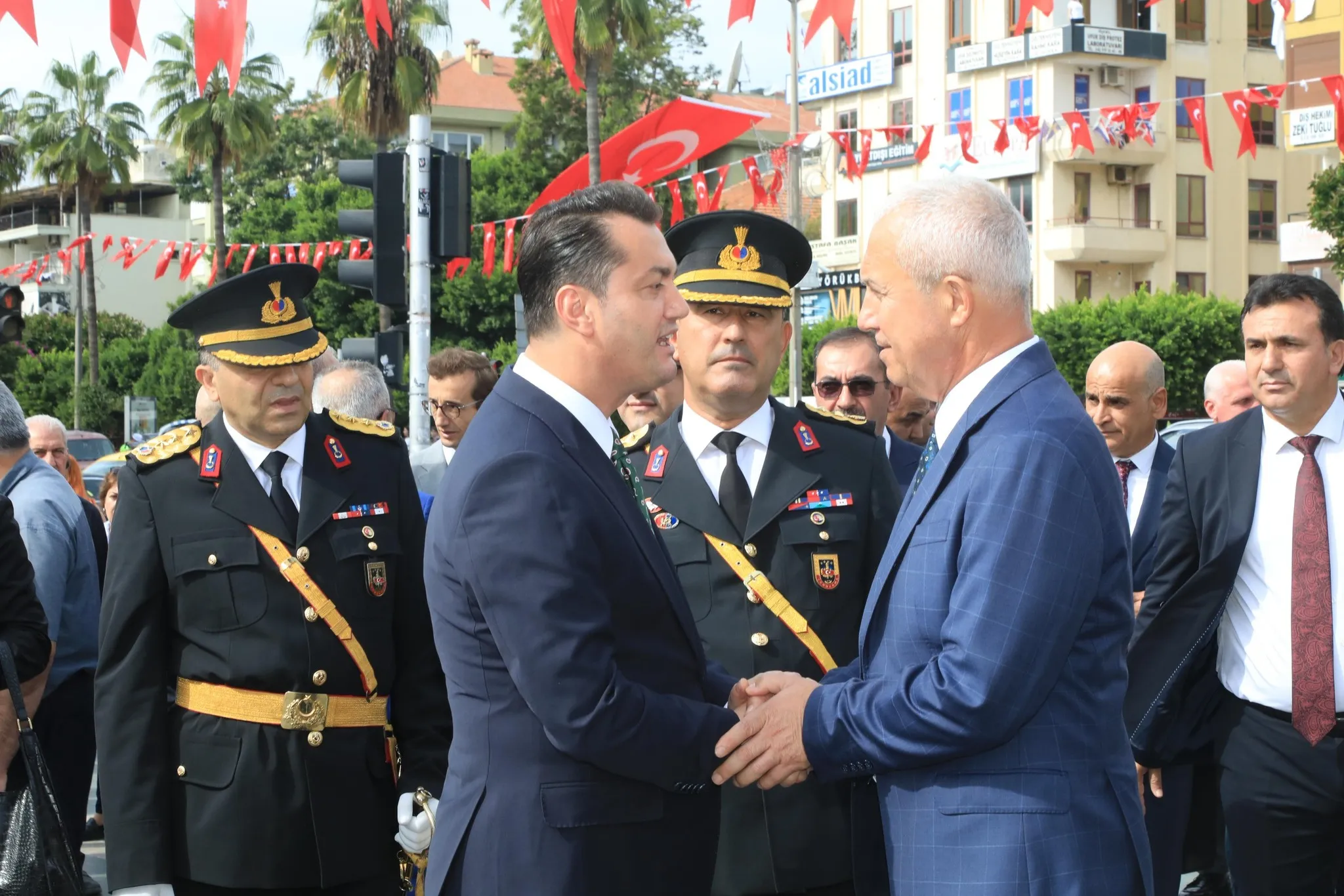 Alanya'da Cumhuriyetin 102. yılı coşkusu doldu taştı