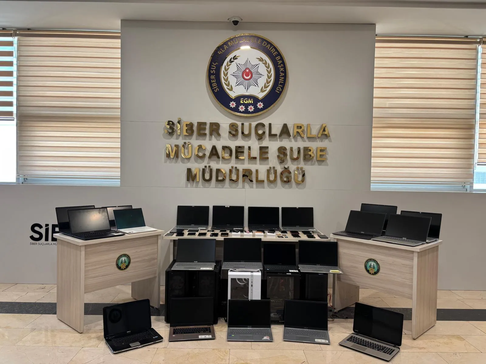 Siber Suçlarla Mücadele kapsamında 38 Şahıs YAKALANDI Siber Suçlarla Mücadele kapsamında 38 Şahıs YAKALANDI