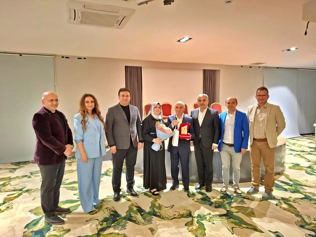 Alanya Halk Eğitimi Merkezi tarafından 24 Kasım Öğretmenler Günü etkinliği düzenlendi.