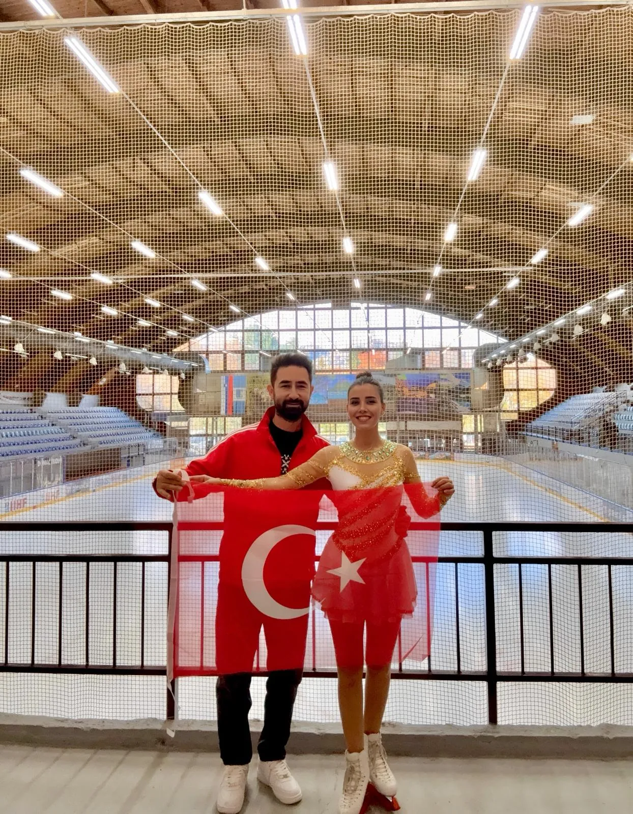 ALKÜ’LÜ AKADEMİSYENİN BUZ PATENİNDE HEDEFİ DÜNYA ŞAMPİYONLUĞU 