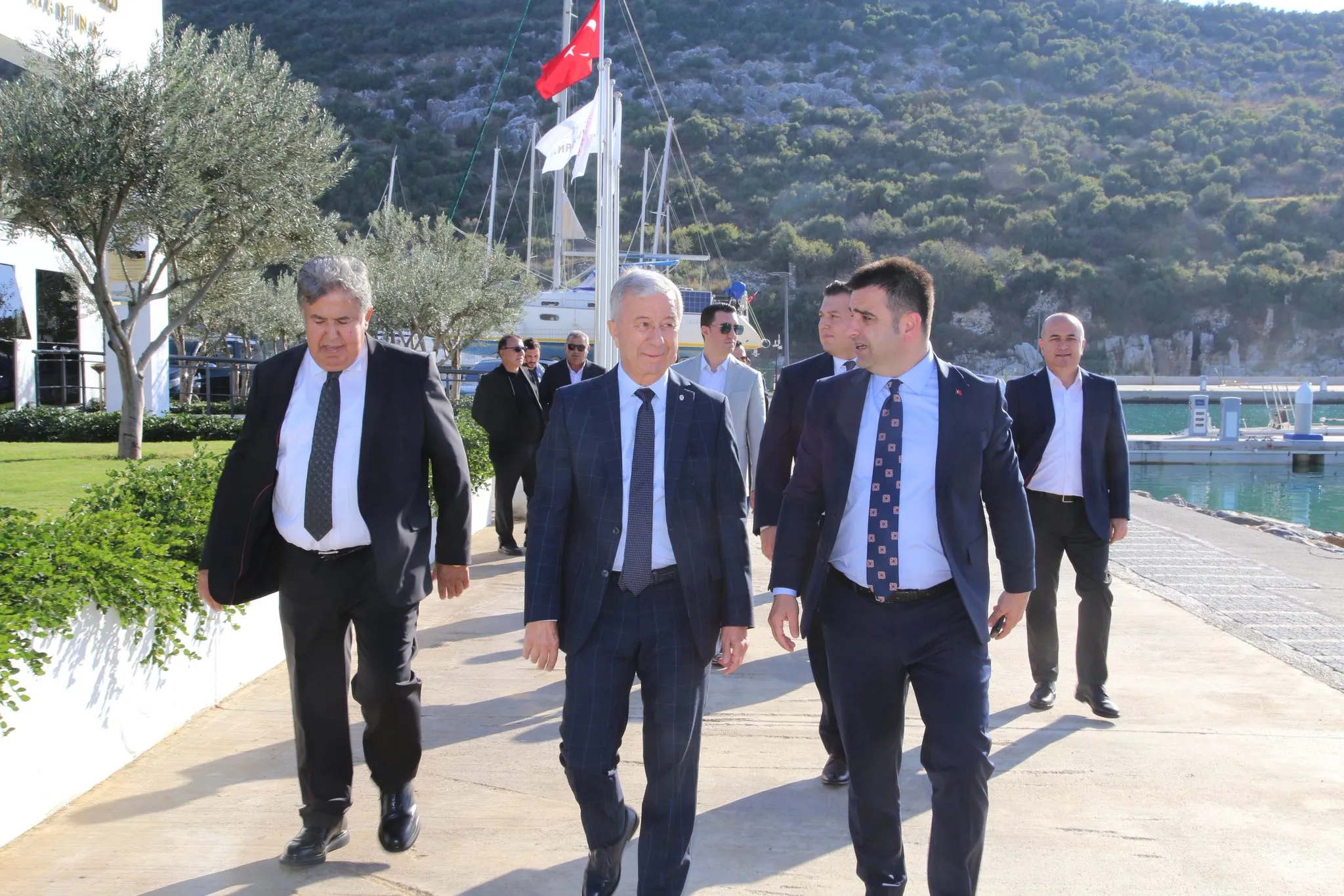 ALTSO Yönetimi Gazipaşa'da Açılışa Katıldı