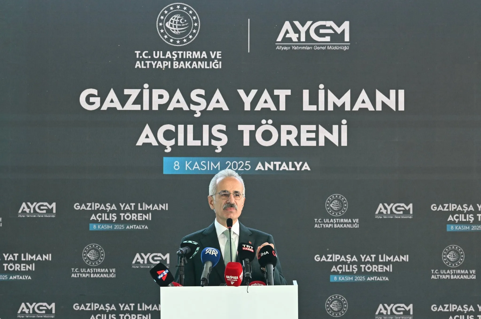 Antalya'ya yüksek hızlı tren geliyor: Antalya–Alanya otoyolu uzatılıyor