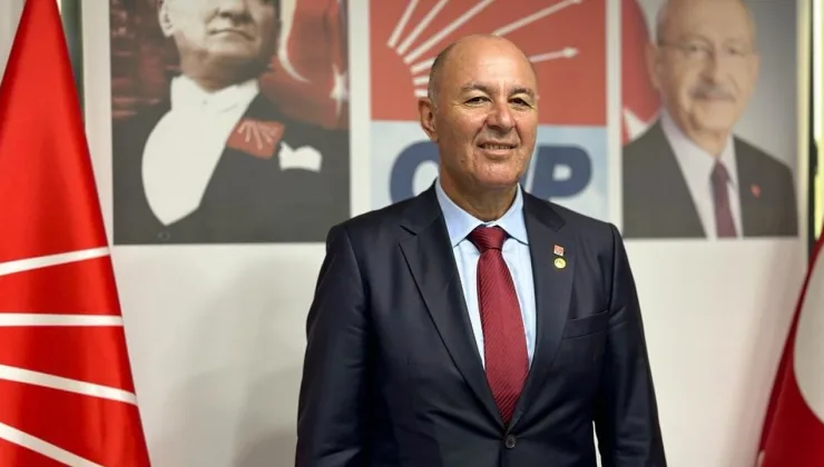 Kandemir: “Atatürk’ü anmak, Cumhuriyeti korumakla mümkündür”