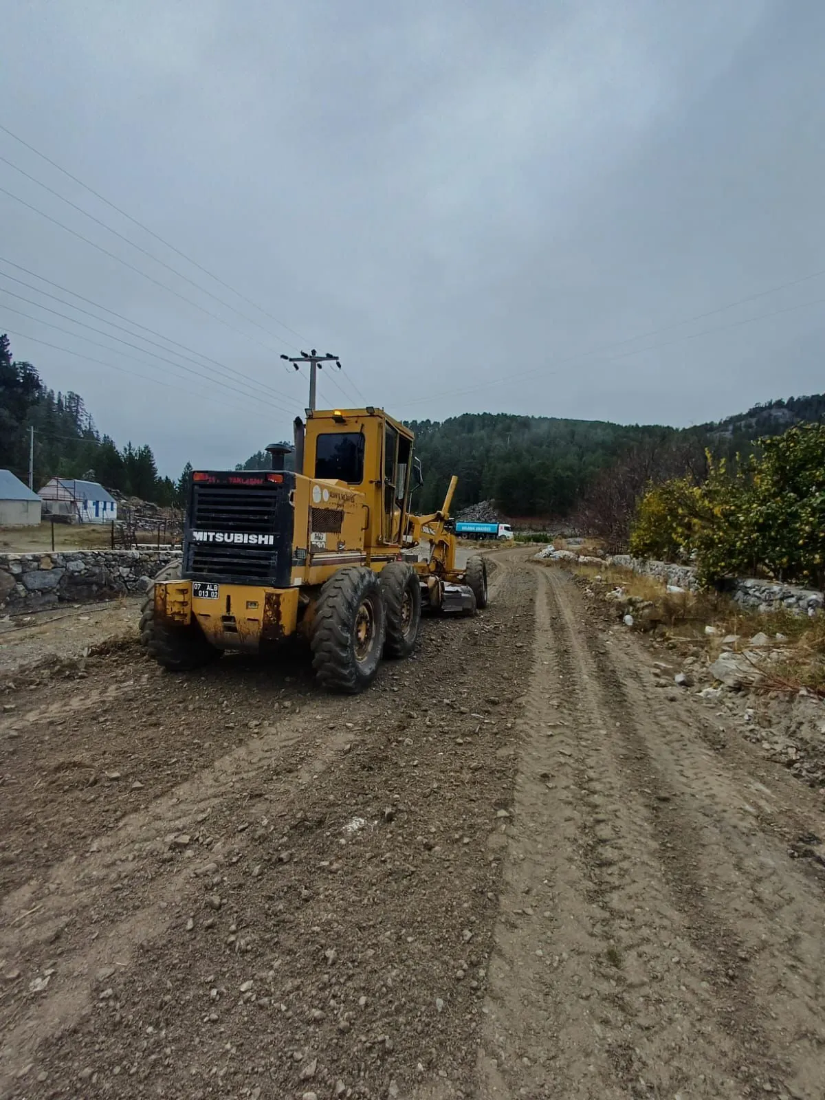 Yayla Yollarında Kış Hazırlıkları Devam Ediyor