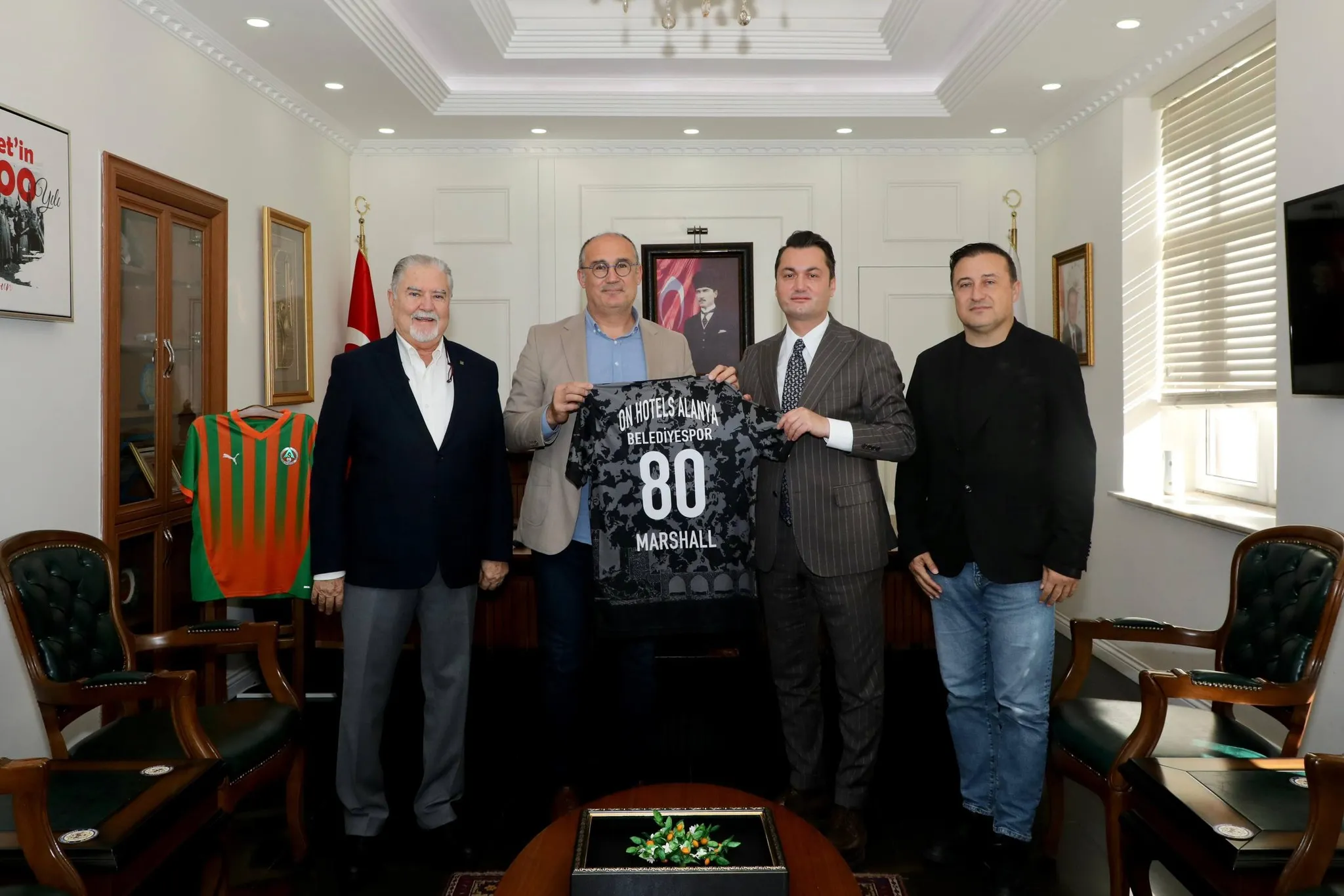 Alanya Belediyespor'dan Kaymakam Öztürk'e Ziyaret