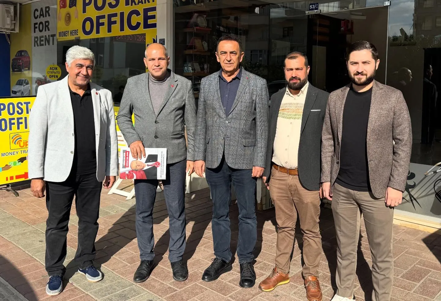 Alanya MHP İlçe Başkanı Mustafa Sünbül hep sahada