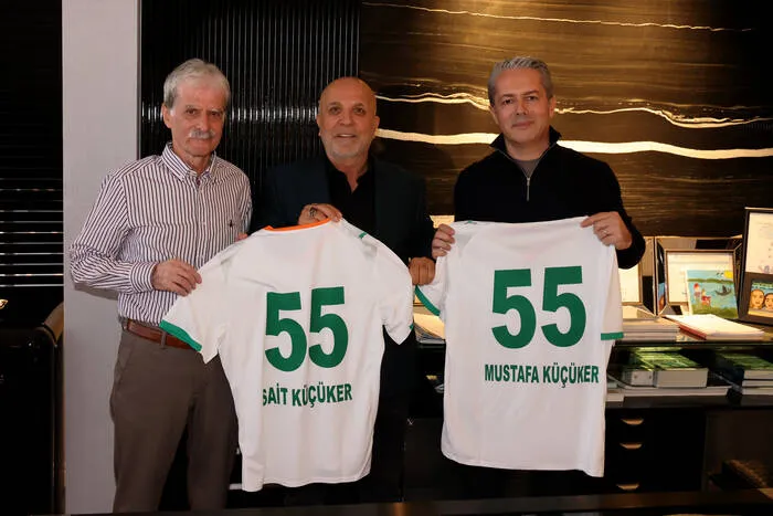 Alanyaspor'dan deplasman sponsoru Küçüker İnşaat’a teşekkür ziyareti 