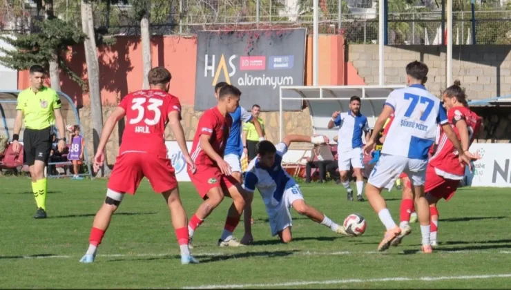 Derbide kazanan 6-0’lık galibiyetle Motto Lounge 1974 Mahmutlarspor oldu
