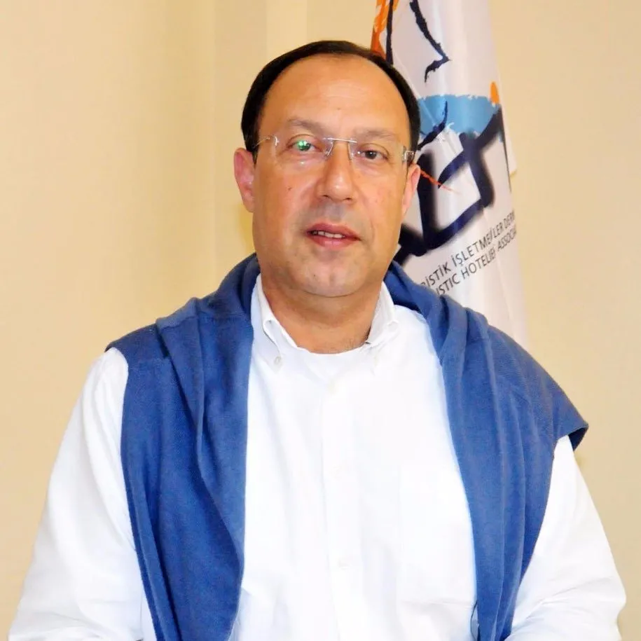 Yeni TÜROFED'te üç Alanyalı