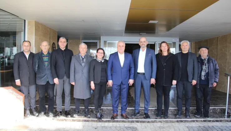 Alanya’da burs alan yüzlerce öğrenci için buluştular