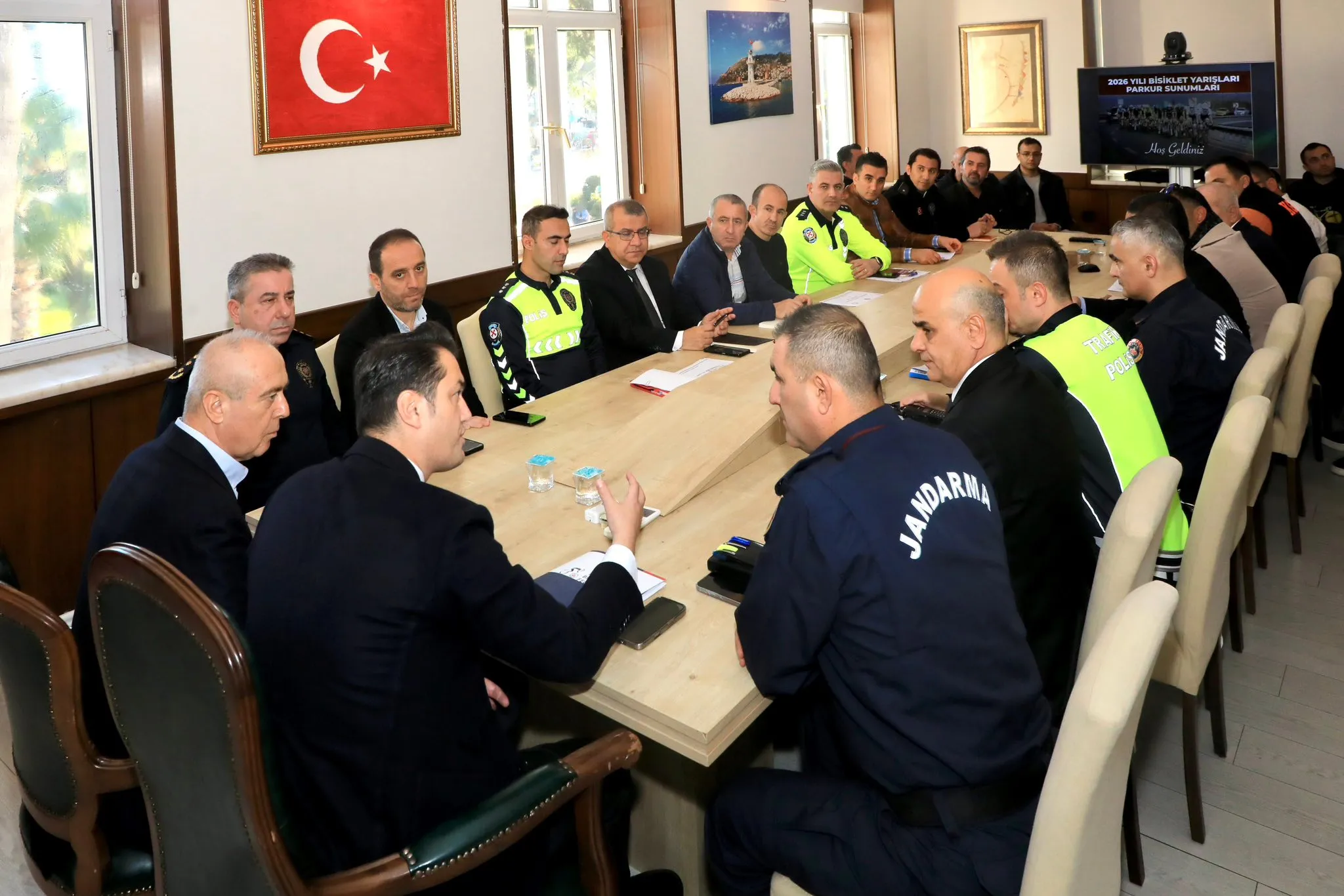 Bisiklet Yarışları Öncesi Başkan Müftüoğlu ve Kaymakam Öztürk''ün katılımıyla Güvenlik Toplantısı Yapıldı