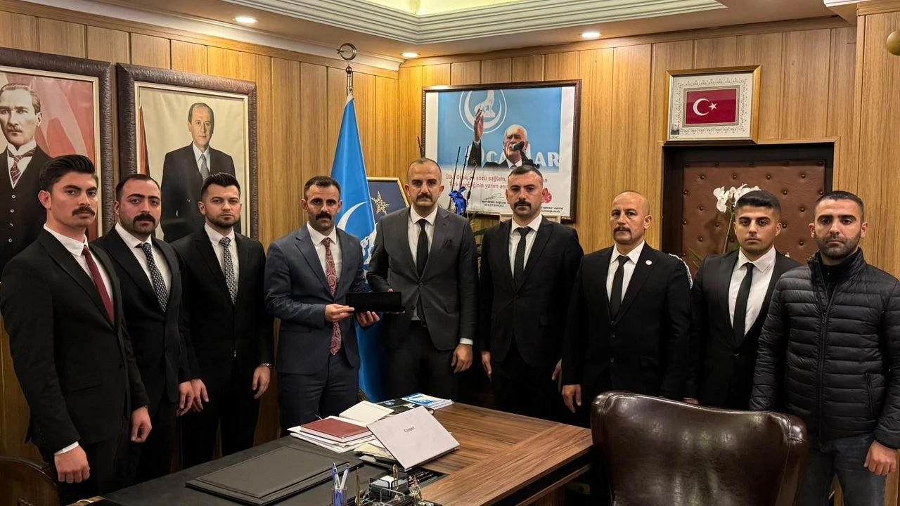 Ülkü Ocakları'nda Alanya'dan 3 isim il yönetimine girdi