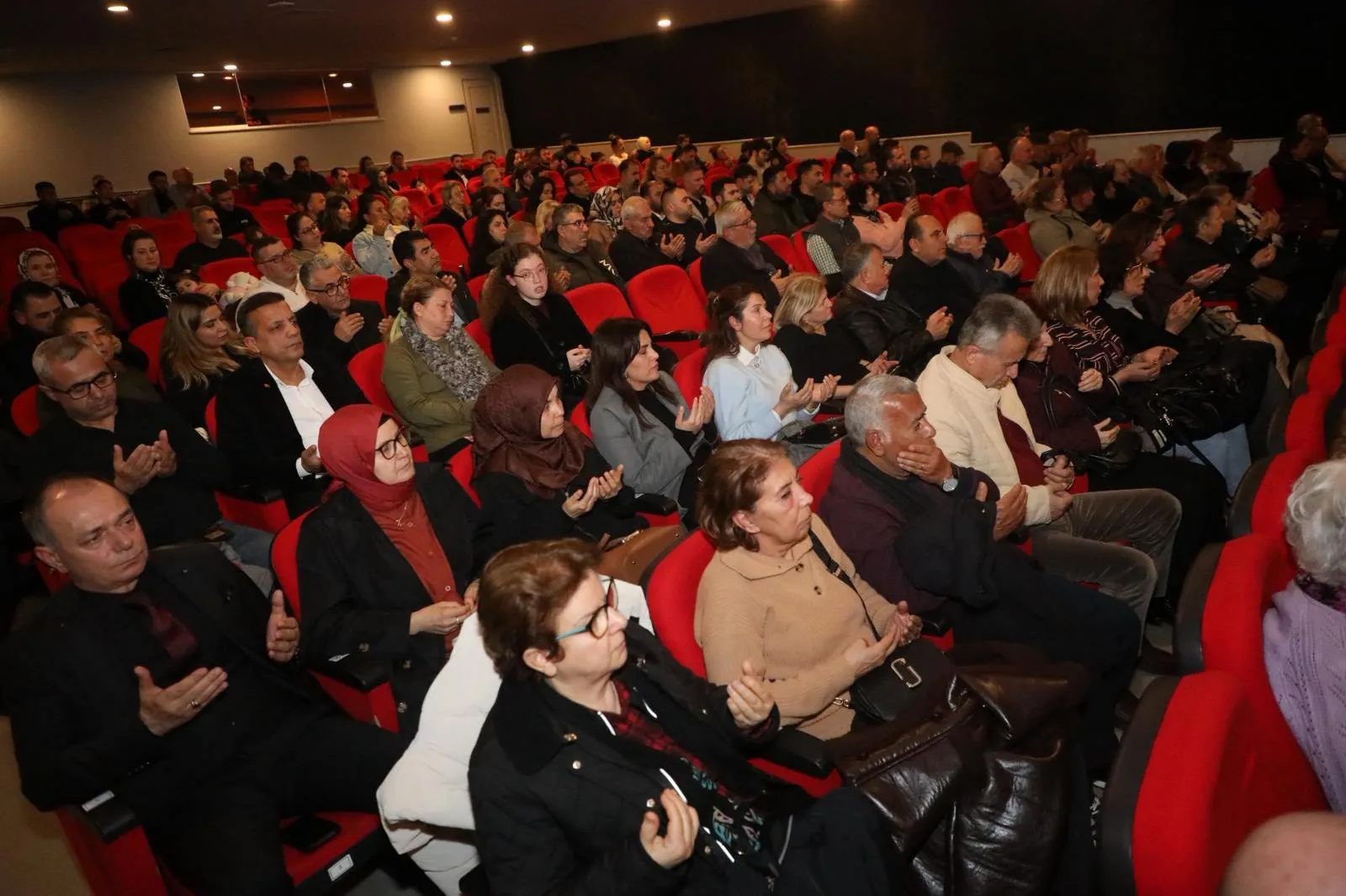 Kaymakam Öztürk anma programına katıldı.