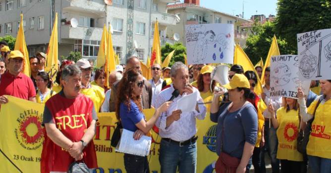  Eğitime eylem molası