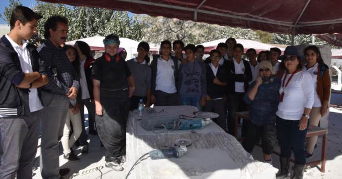  Öğrenciler Heykel Sempozyumu'nu ziyaret etti