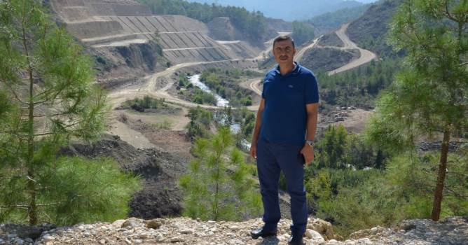  Özgür, gölet inşaatlarını denetledi