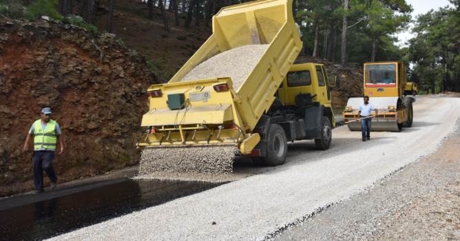  Paşaköy ve Mahmutseydi'den Başkan Yücel'e teşekkür