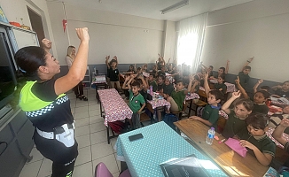 Alanya Jandarmadan öğrencilere trafik eğitimi