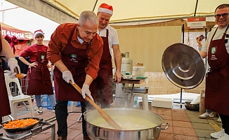 Alanya Uluslararası Noel Pazarı coşkusu