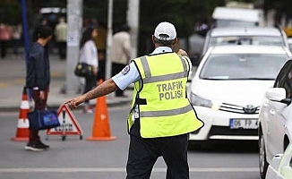 Alanya’da aracına çakar takansürücüye ceza 